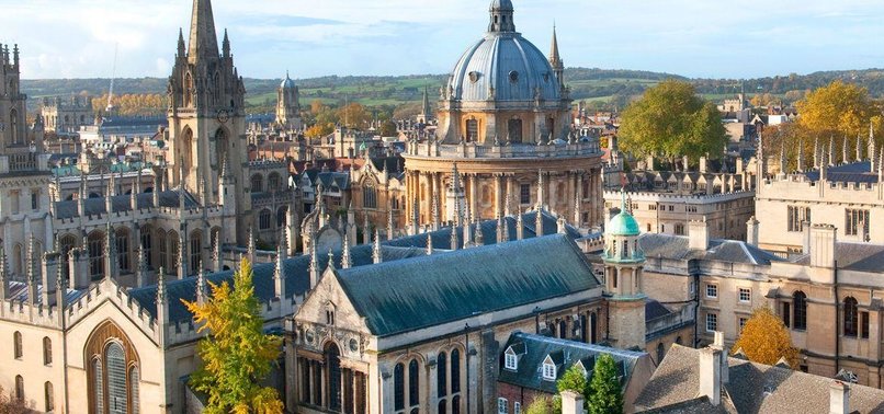 UK: OXFORD GRADUATE SUES UNIVERSITY FOR LOW GRADE