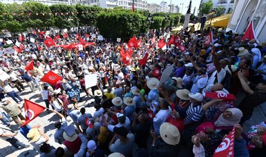 Hundreds protest against Tunisia constitution ahead of vote