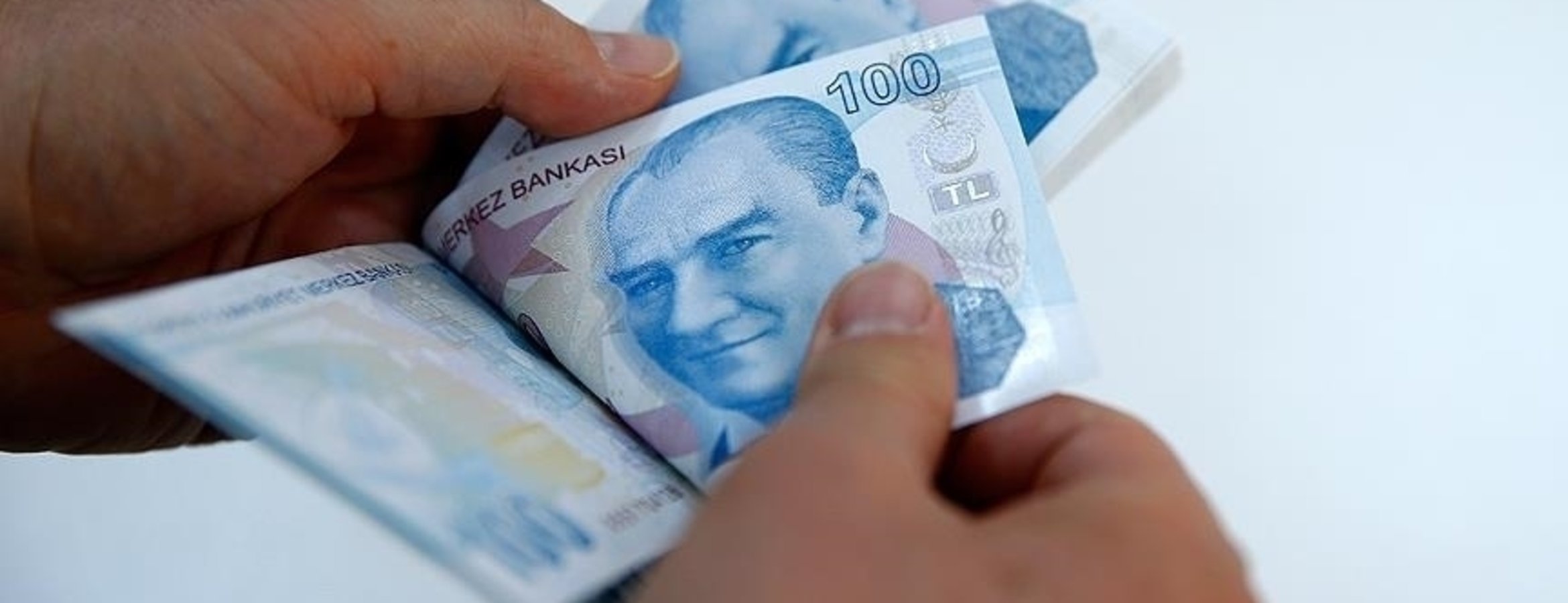 Çalışmayan emeklilere 5 bin liralık ikramiye ödemeleri bugün başlıyor