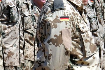 Almanya’nın yaklaşık 50 milyar avroluk askeri teçhizat ve silah alımı sözleşmeleri mecliste onaylandı