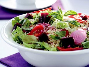 Pancarlı Bulgur Salatası