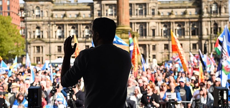 THOUSANDS ATTEND RALLY IN GLASGOW FOR SCOTTISH INDEPENDENCE