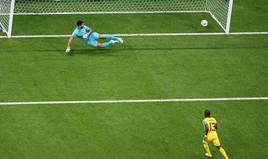 Ecuador striker Enner Valencia scores first goal of 2022 World Cup