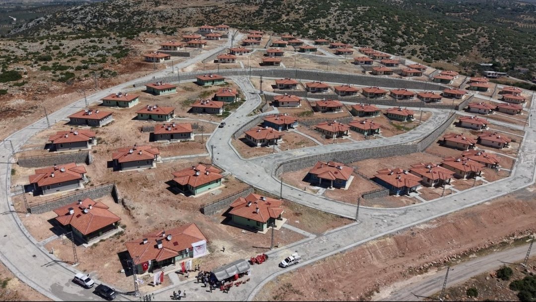 KÖY EVLERİ TESLİM EDİLİYOR