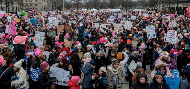 THOUSANDS OF WASHINGTONIAN WOMEN MARCH AGAINST TRUMP AS ELECTION LOOMS