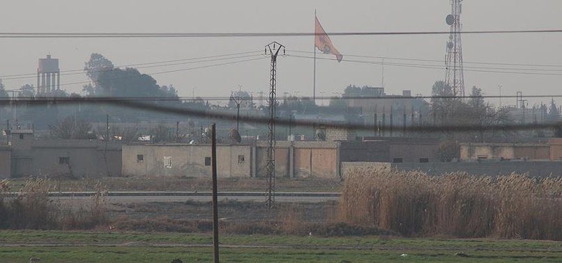PYD/PKK RAGS HANGED ON SYRIA’S BORDER GATE