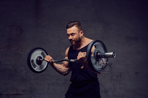 barbell-curl-nasil-yapilir-barbell-curl-nereyi-calistirir-ve-hangi-kas-gruplarini-etkiler-1676634398578.jpg