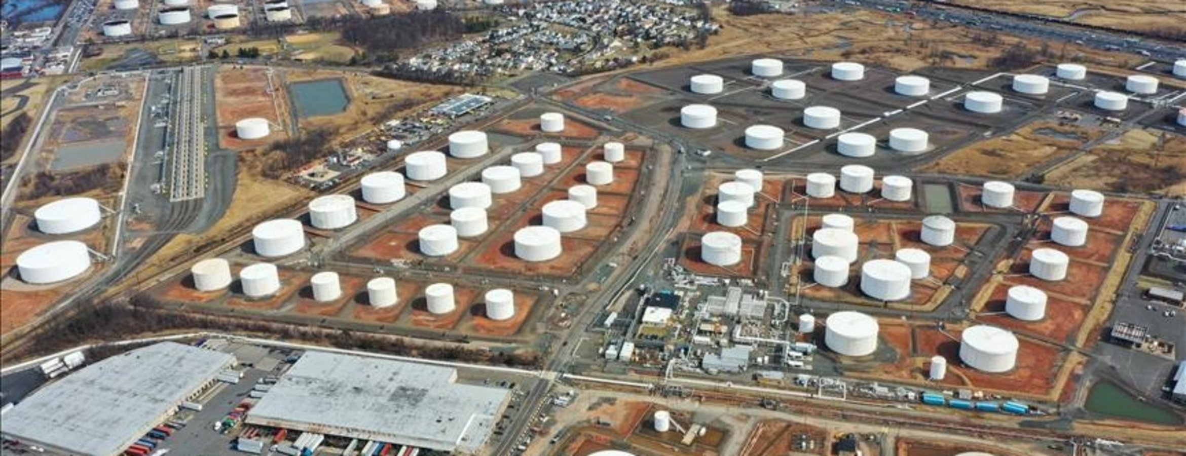 ABD’nin ticari ham petrol stokları azaldı