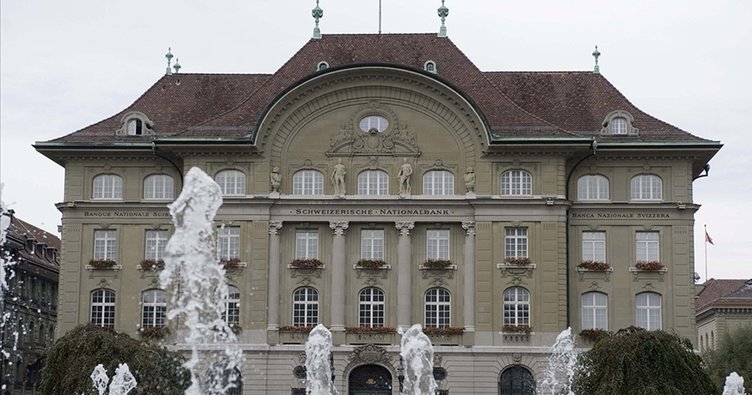 İsviçre Merkez Bankası politika faizini sabit tuttu