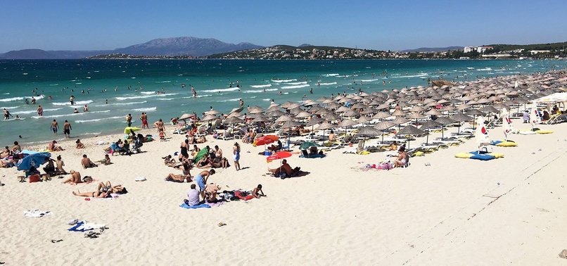 TURKISH TOURISM BOUNCES BACK AS FOREIGNERS RETURN