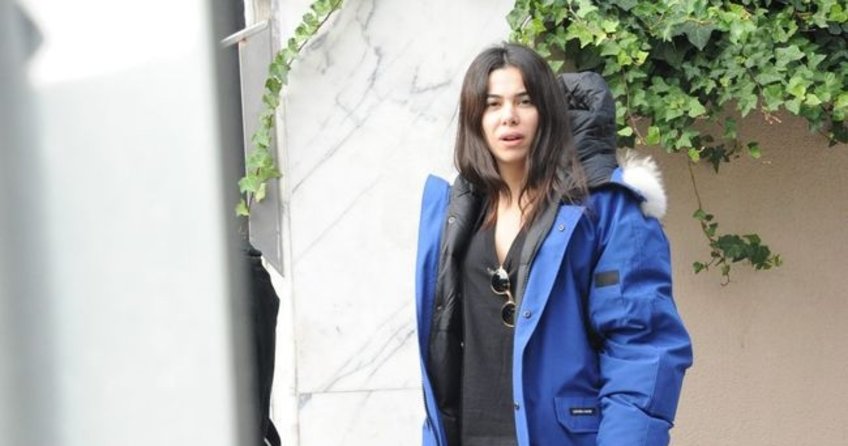 Asena Atalay’ın ayakkabıları şoke etti!