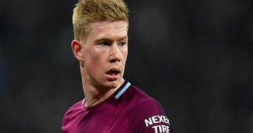 De Bruyne in as Man City dominate Premier League team of the year