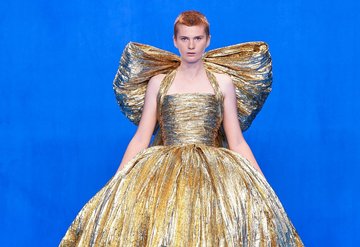 Balenciaga couturea geri dönüyor