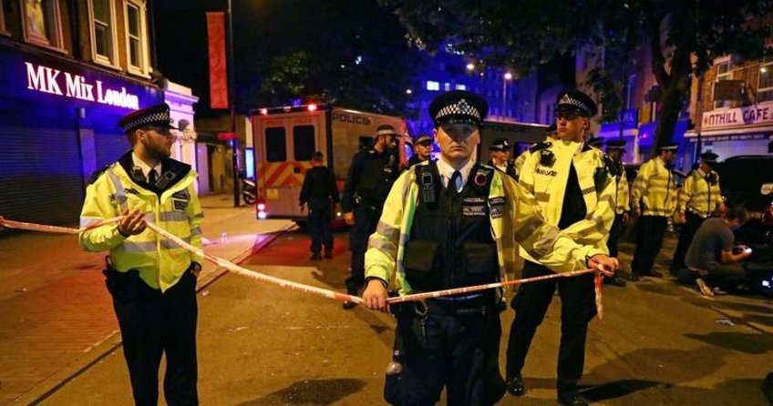 Londra’da Müslümanları hedef alan araçlı saldırı
