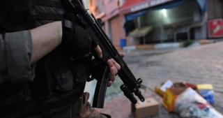 Diyarbakır’da büyük terör operasyonu başladı