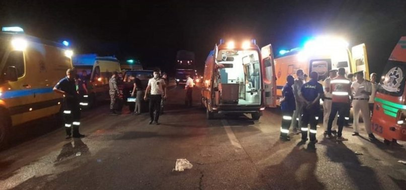17 KILLED IN EGYPT MOTORWAY COLLISION
