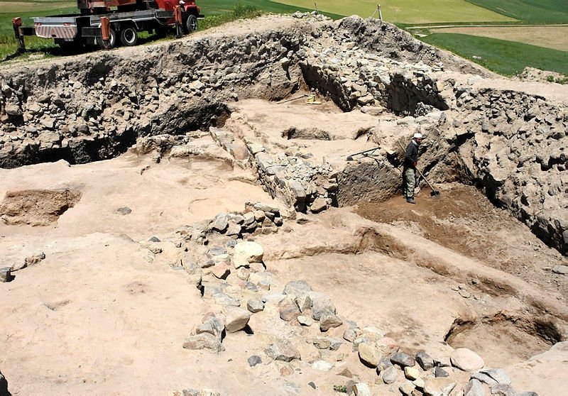 Millenia-old Hittite construction found in central Turkey