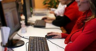 Çağrı merkezi dolandırıcılarına baskın