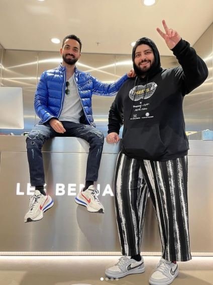 Yeni Magaza Actilar Samdan Moda sektoeruendeki ilk yatirimimizi uelkemizi başariyla temsil eden les benjamins'e yapmaktan dolayi cok mutluyuz. yeni magaza actilar samdan