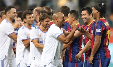Real Madrid beat Barcelona 3-2 in legends' El Clasico