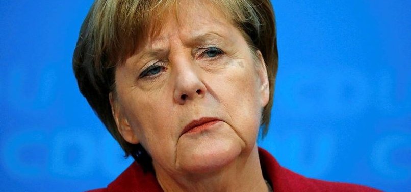 MERKEL CALLS FOR SWIFT ACTION TO BUILD NEW COALITION WITH CENTRE-LEFT