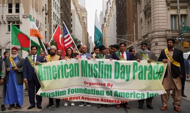 Muslims hold annual parade in Manhattan