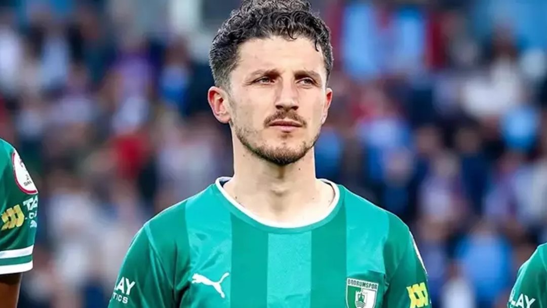 KONYASPOR ENİS BARDHİ’Yİ KADROSUNA KATTI