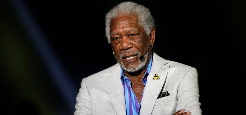MORGAN FREEMAN APOLOGIZES IN WAKE OF HARASSMENT ACCUSATIONS
