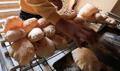 Egypt to sell discounted bread to fight inflation