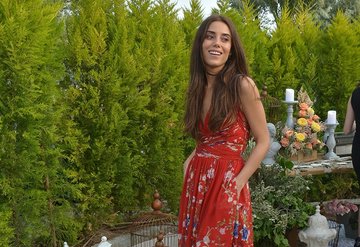 İspanyada Cansu Dere rüzgarı