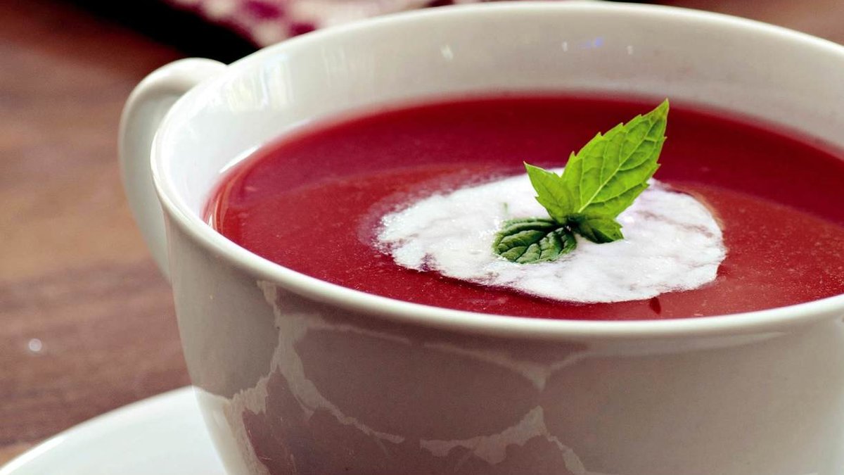 Zencefilli Kızılcık Çorbası Tarifi