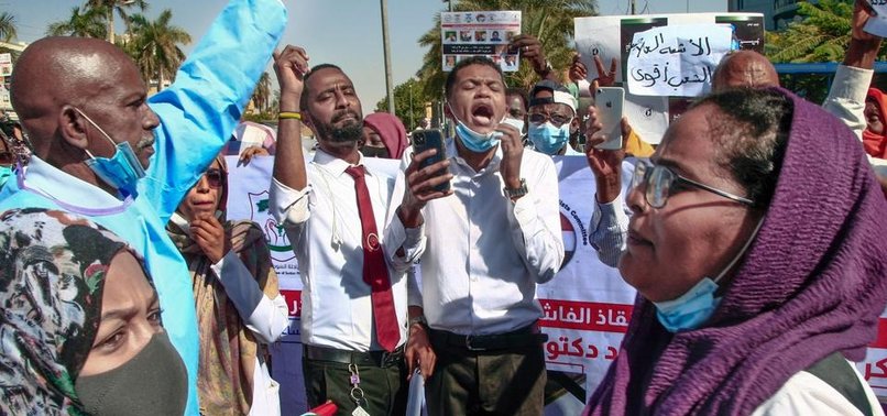 DOCTORS, HEALTH WORKERS PROTEST AGAINST SECURITY FORCES VIOLENCE AT SUDAN HOSPITALS