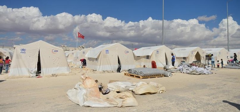 SYRIAN REFUGEES IN TURKEY PREPARE FOR WINTER