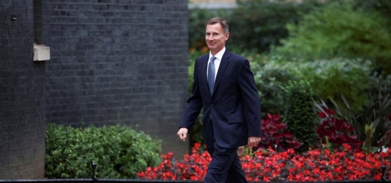 BRITISH CONSERVATIVES MAKE TAX, EDUCATION VOWS IN BIDS FOR TOP JOB