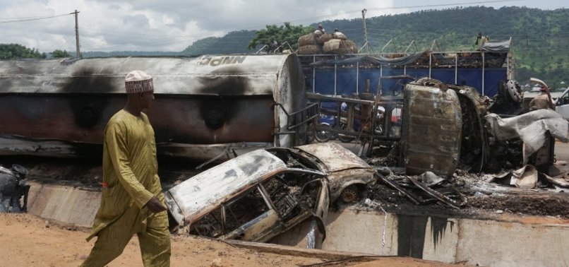 23 PEOPLE KILLED IN FUEL TANKER CRASH IN NIGERIA