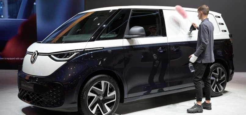 VOLKSWAGEN LOOKING TO EXPAND PRODUCTION OF ITS ID.BUZZ ELECTRIC VAN