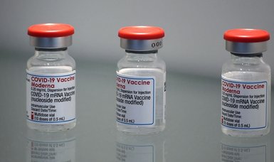 Moderna expects to price its COVID vaccine at about $130 in the US