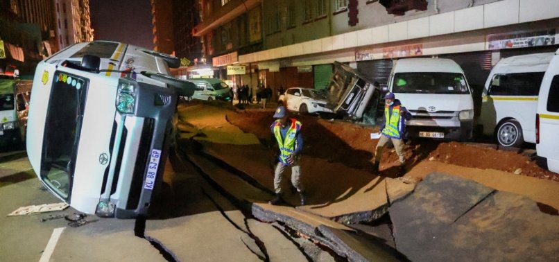 EXPLOSION RIPS APART BUSY ROAD IN JOHANNESBURG, 41 INJURED