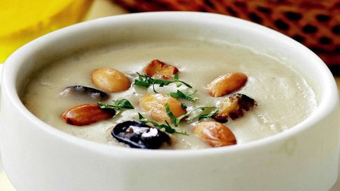 Bademli Patlıcan Çorbası Nasıl Yapılır? Bademli Patlıcan Çorbası Tarifi