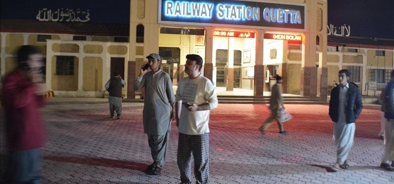 155 hostages freed, 27 suspected militants killed in Pakistan train siege