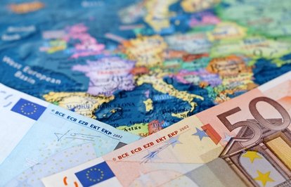 EuroBölgesiilkçeyrekteyüzde03büyüdü