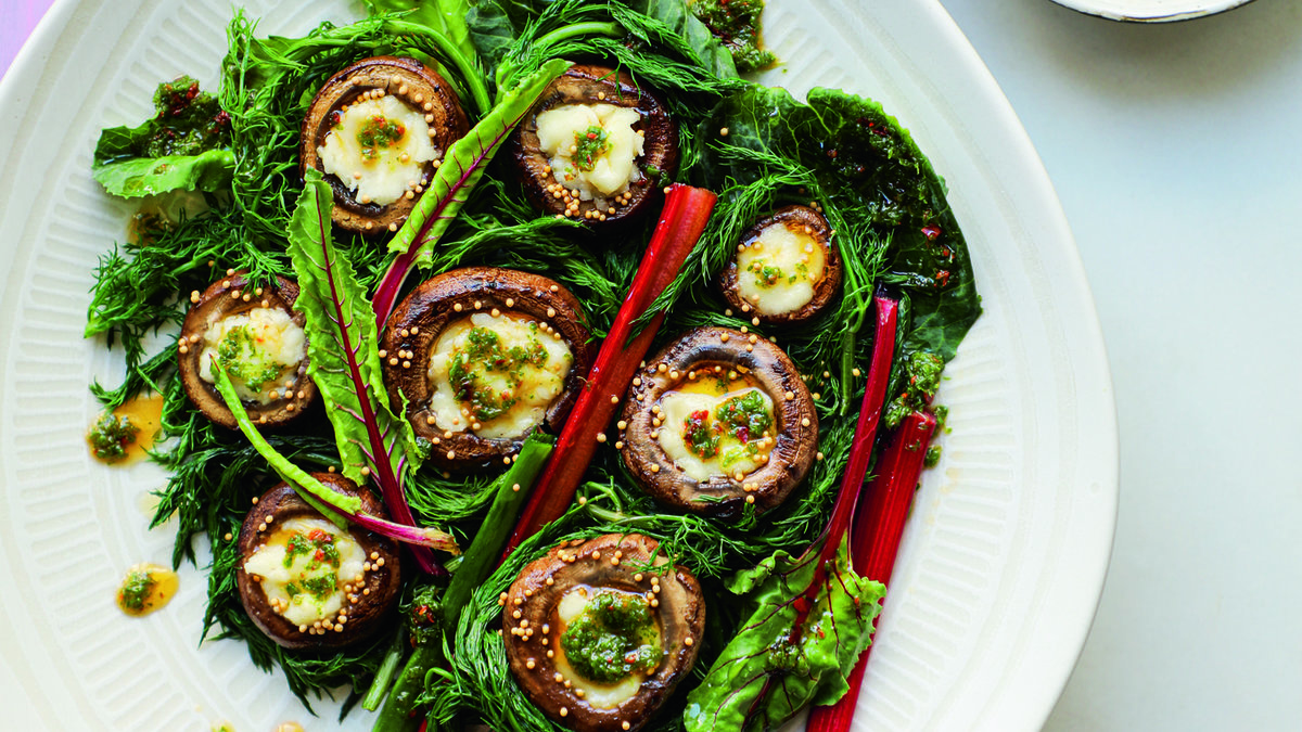 Ege Otu Yatağında Izgara Mantar