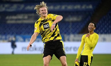 Haaland scores twice, Dortmund sink Schalke in derby