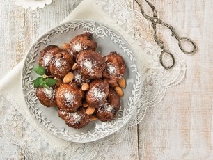 Kuruyemişli Mayalı Tatlı