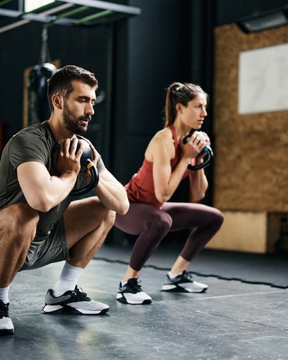 Squat’ta ön bacak mı kalça mı çalışır?