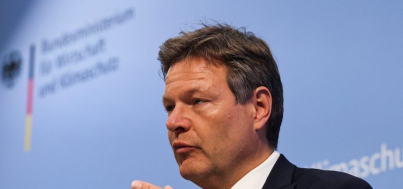 GERMAN ECONOMY MINISTER WARNS OF INDUSTRY SHUTDOWN AMID GAS SHORTAGE