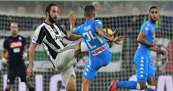 Napoli and Juve continue close title race on and off the pitch