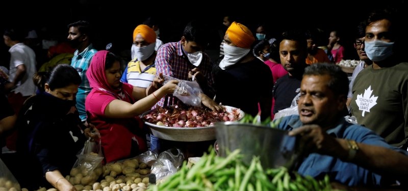 Indians race for supplies as coronavirus lockdown bites