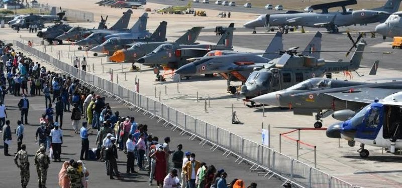 Russian, American fighter jets join air defense show in India