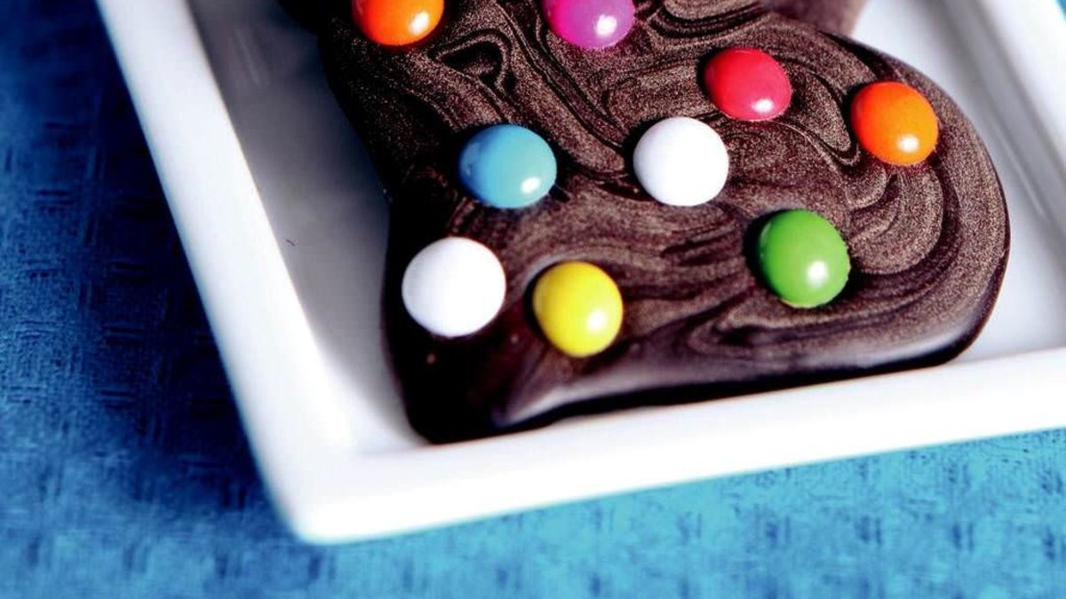 Bonbonlu Çikolata Kalpleri